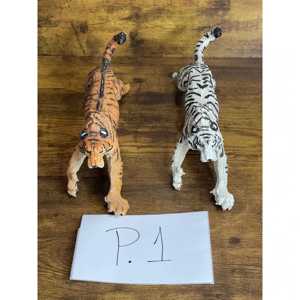 VTG Lot 2 Safari LTD Toys Siberian Tiger Attacking